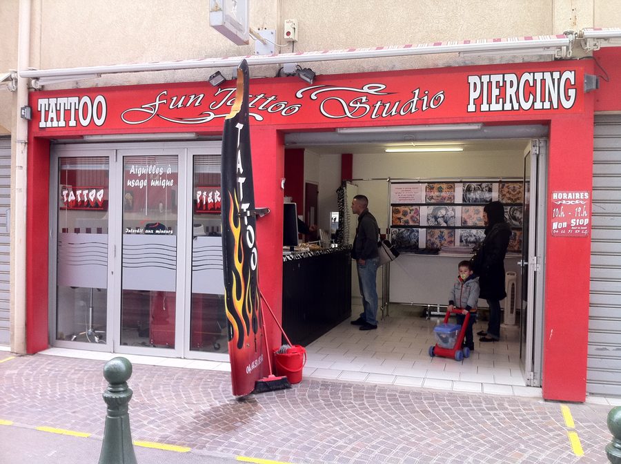 The Fun Tattoo in Le Grau-du-Roi, at the takeover, in 2011