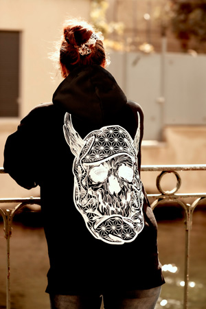 Sweatshirt à Capuche sans Zip Daruma
