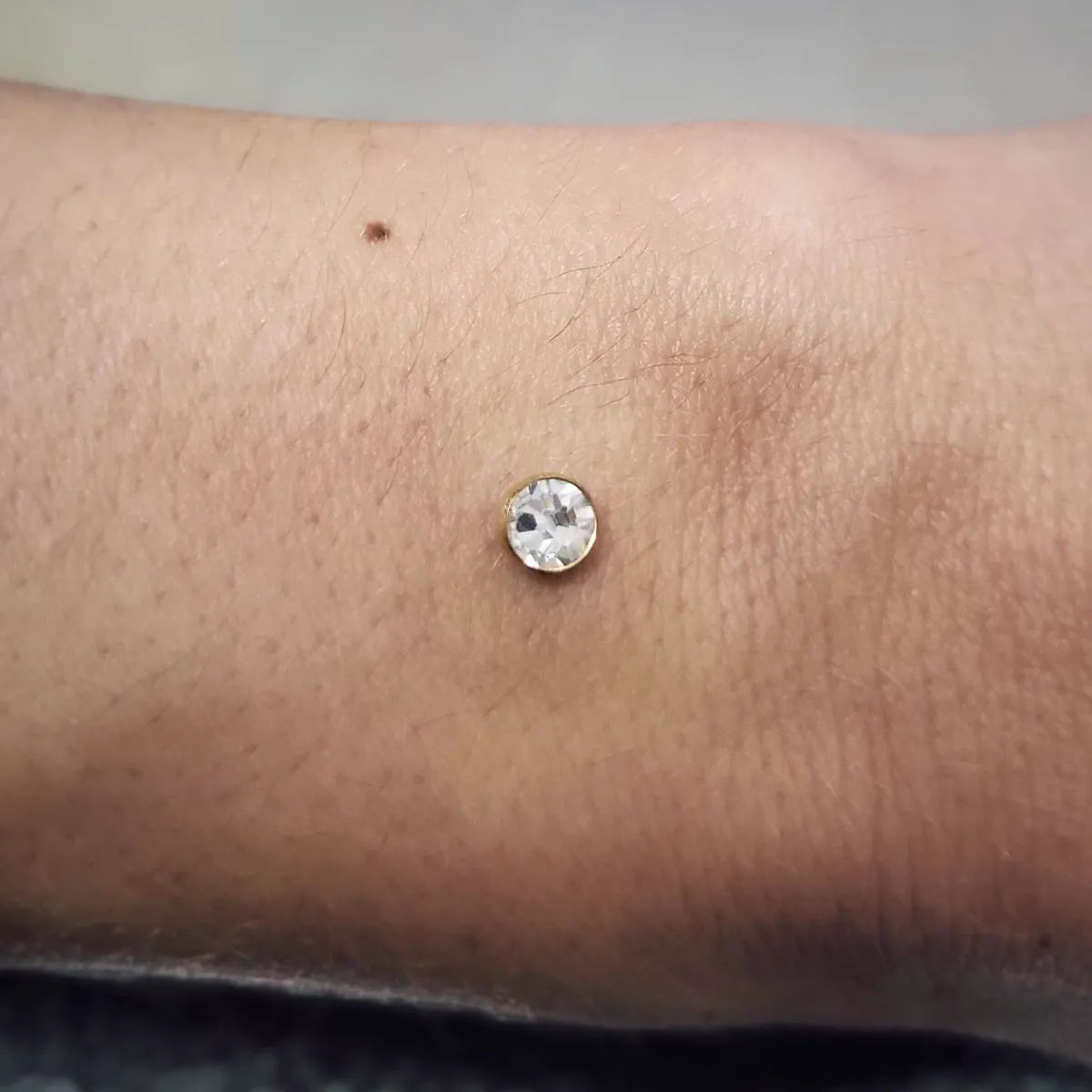 Tout savoir sur le piercing microdermal, photo 4 sur 8
