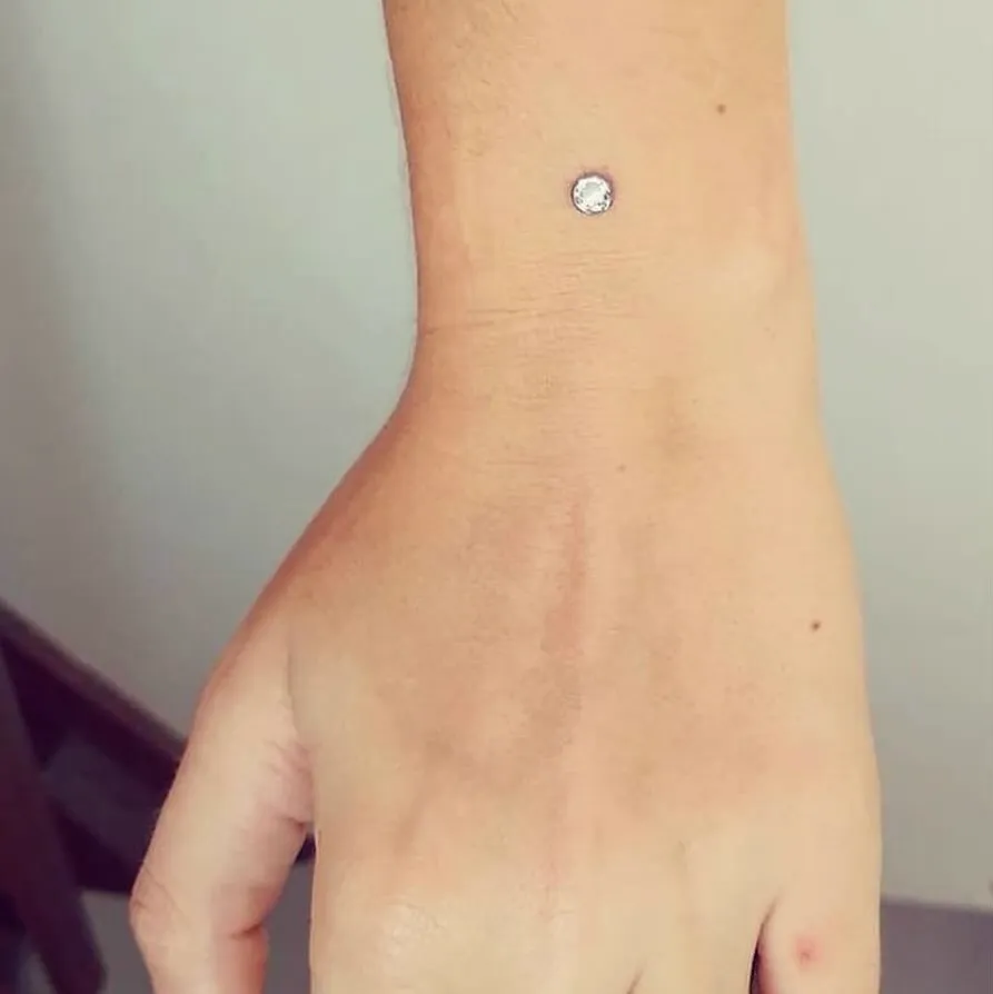 Tout savoir sur le piercing microdermal, photo 5 sur 8