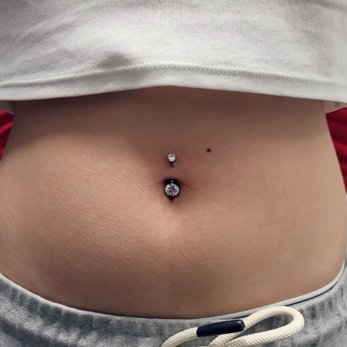 Tout savoir sur le piercing au nombril, photo 2 sur 9