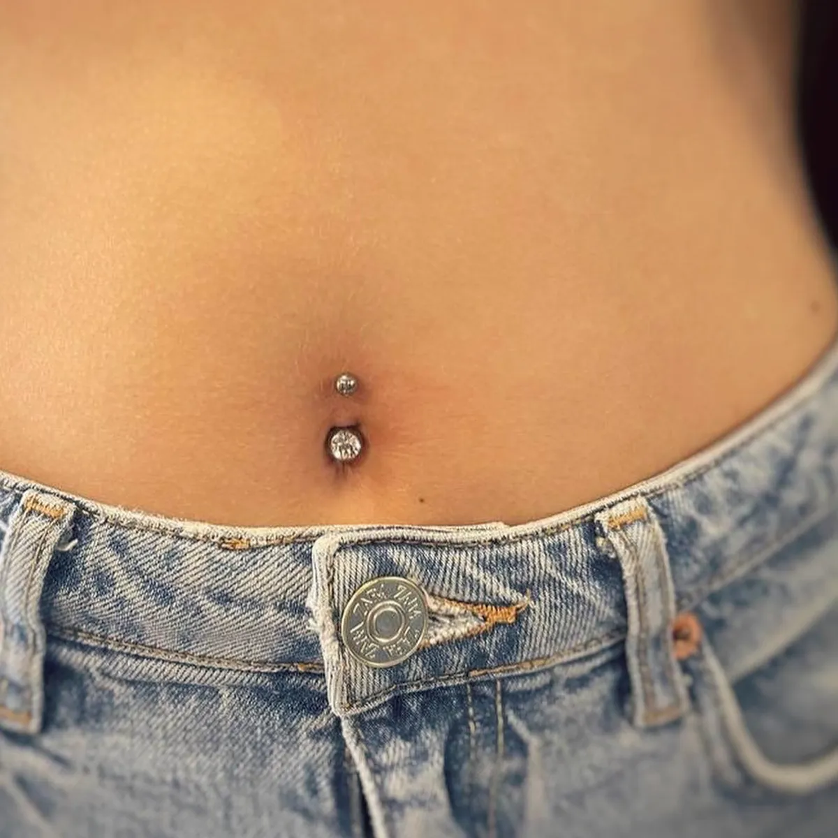 Tout savoir sur le piercing au nombril, photo 3 sur 9