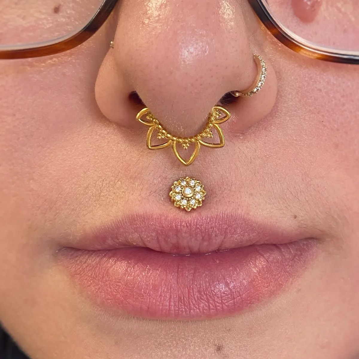 Tout savoir sur le piercing medusa, photo 3 sur 8