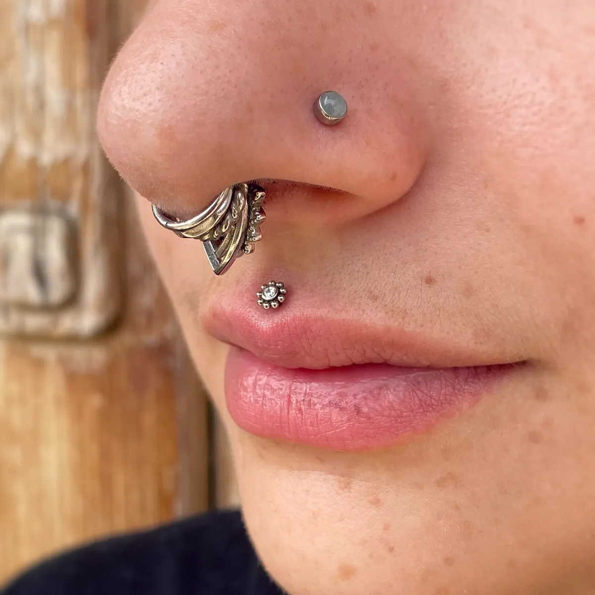 Tout savoir sur le piercing medusa, photo 4 sur 8