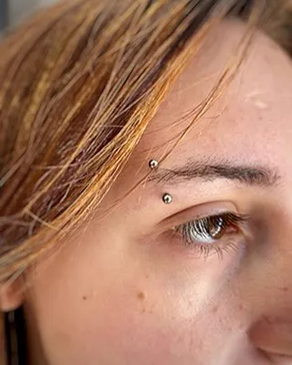 Tout savoir sur le piercing de l’arcade, photo 5 sur 14