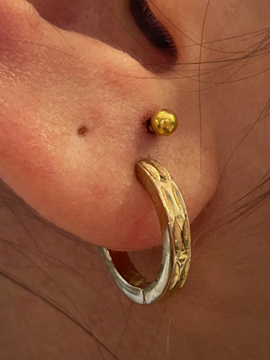 Piercing Lobe supérieur Bijou Or