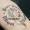 patricia_noirdejais_noir-de-jais_tattoo-on-move_fine-line-tattoo_deagon_lettrage_latin_gothique_original