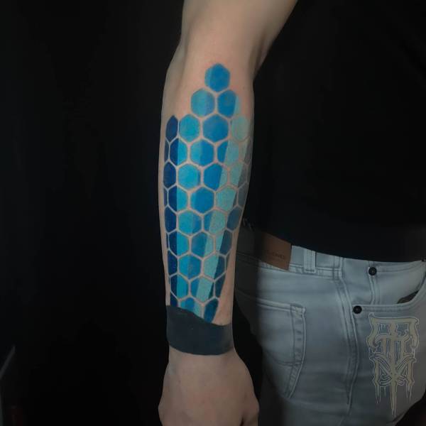tony_kaboom_tattoo-on-move_ornemental_color_geometric_original